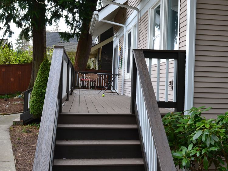 Deck Replacement Tukwila Wa