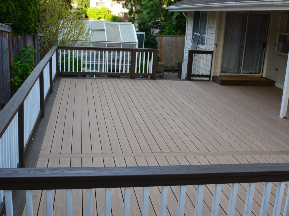 Local Deck Patio And Siding Contractor Covington Wa