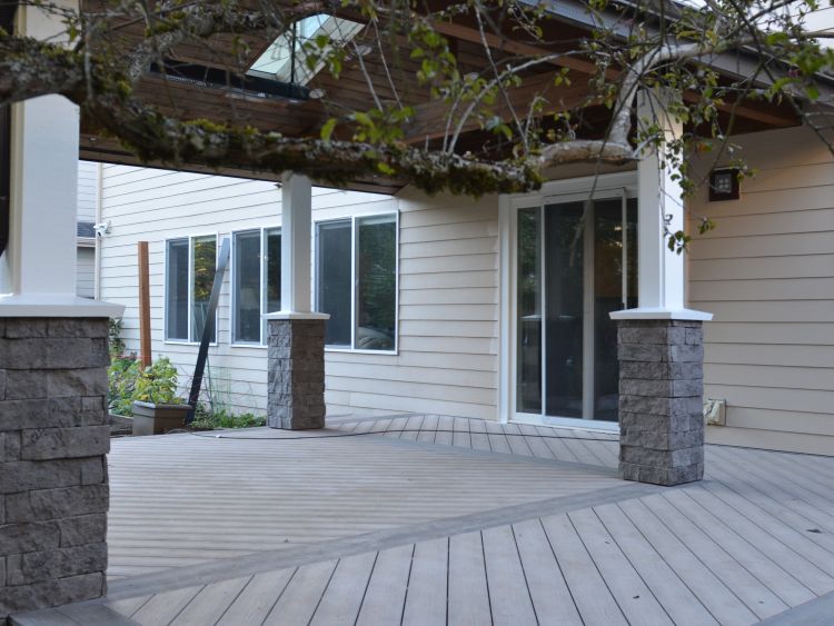 Local Deck Patio And Siding Contractor Sammamish Wa